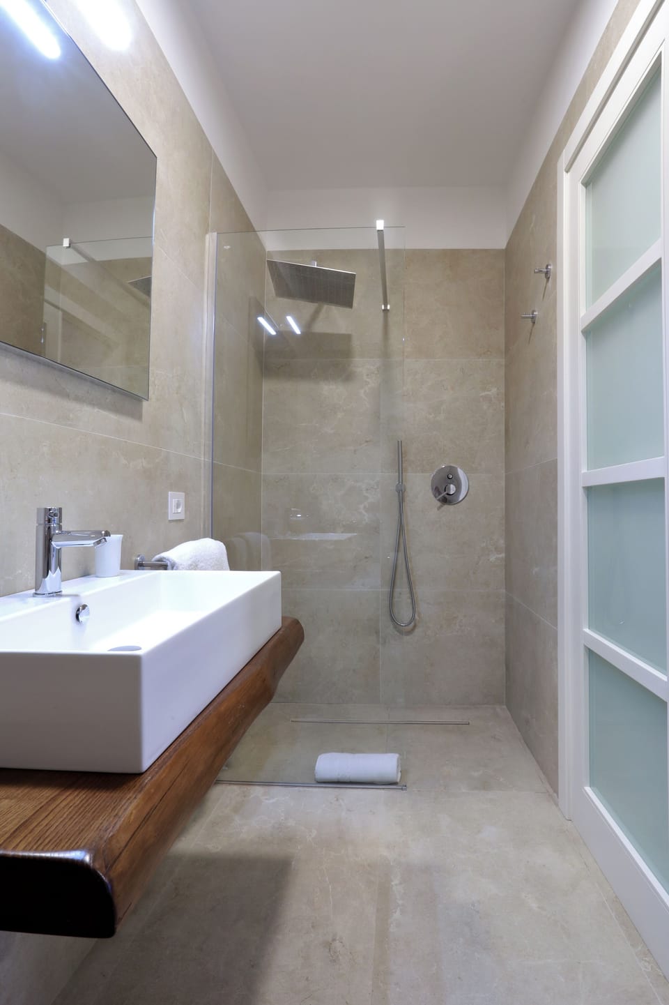 Free toiletries, hair dryer, bathrobes, bidet