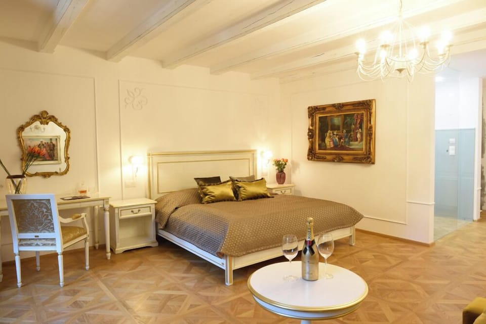 Superior Room | Frette Italian sheets, premium bedding, memory foam beds, minibar