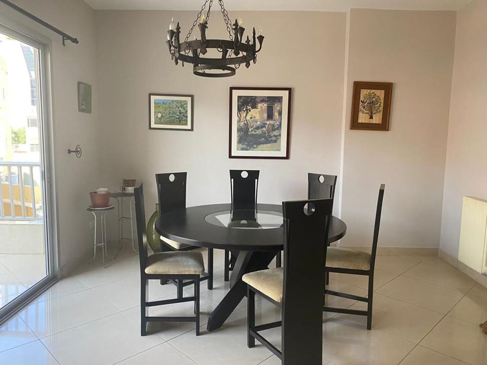 Apartment | Dining