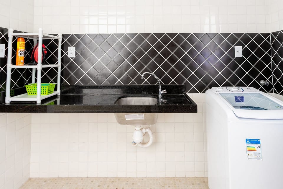 Villa | Private kitchen | Full-size fridge, microwave, oven, stovetop
