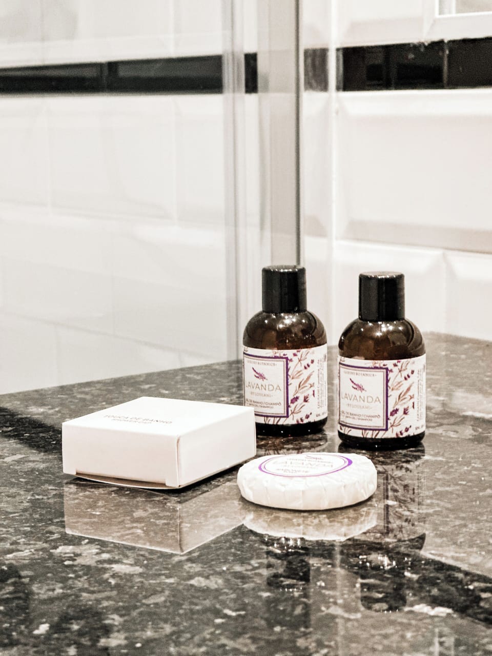 Rainfall showerhead, free toiletries, hair dryer, towels