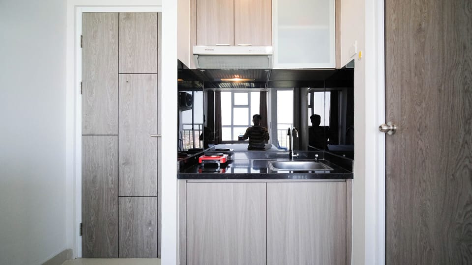Studio | Private kitchen | Full-size fridge, stovetop
