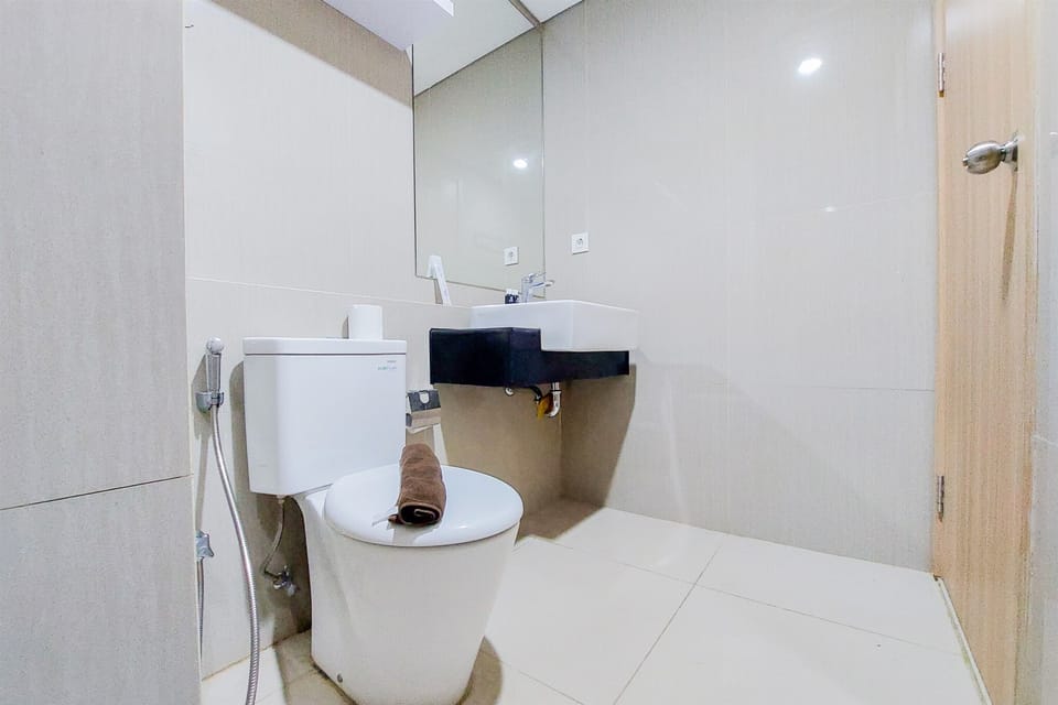 Apartment | Bathroom | Shower, towels