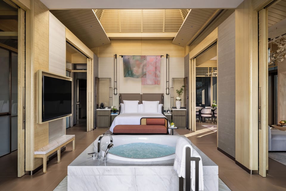 Penthouse Suite (East Wing) | Minibar, in-room safe, desk, laptop workspace