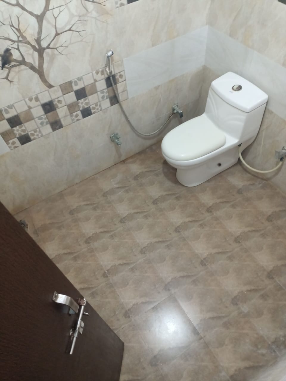 Executive Room | Bathroom | Shower, rainfall showerhead, hair dryer, bathrobes