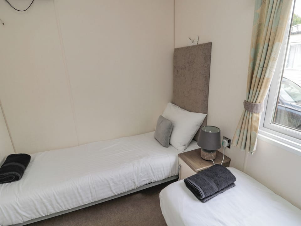 3 bedrooms, individually decorated, individually furnished, free WiFi