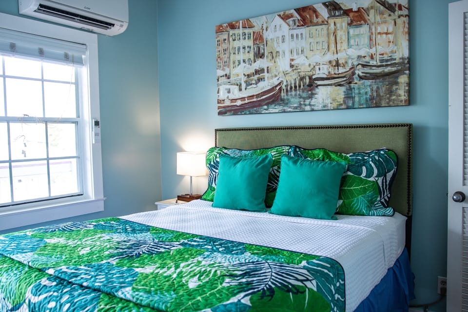 Jost Van Dyke | Minibar, iron/ironing board, free WiFi