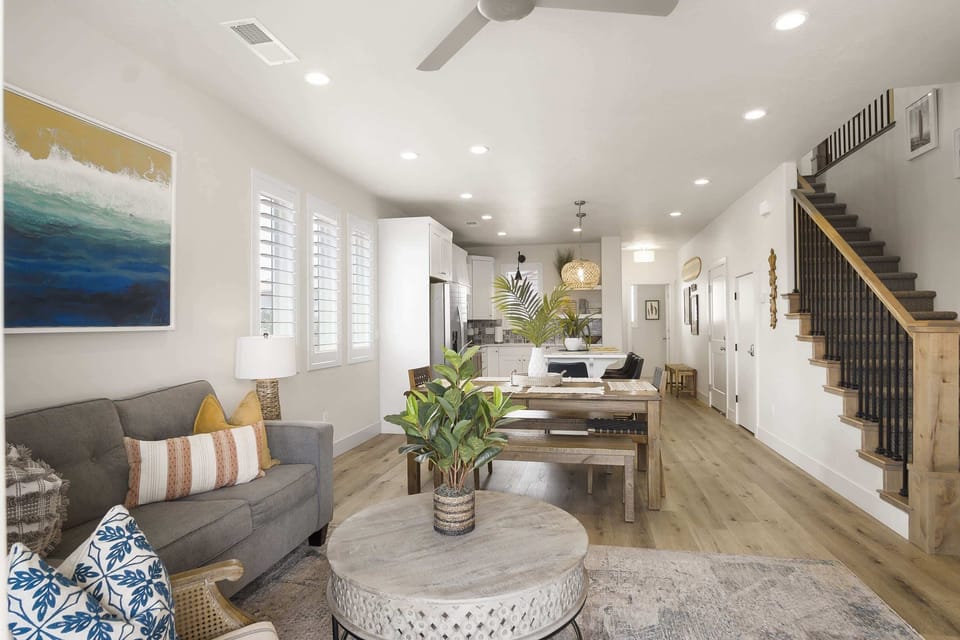 Townhome, Multiple Beds, Patio, Mountain View (Happy Hawaiian) | Living area | 42-inch flat-screen TV with digital channels