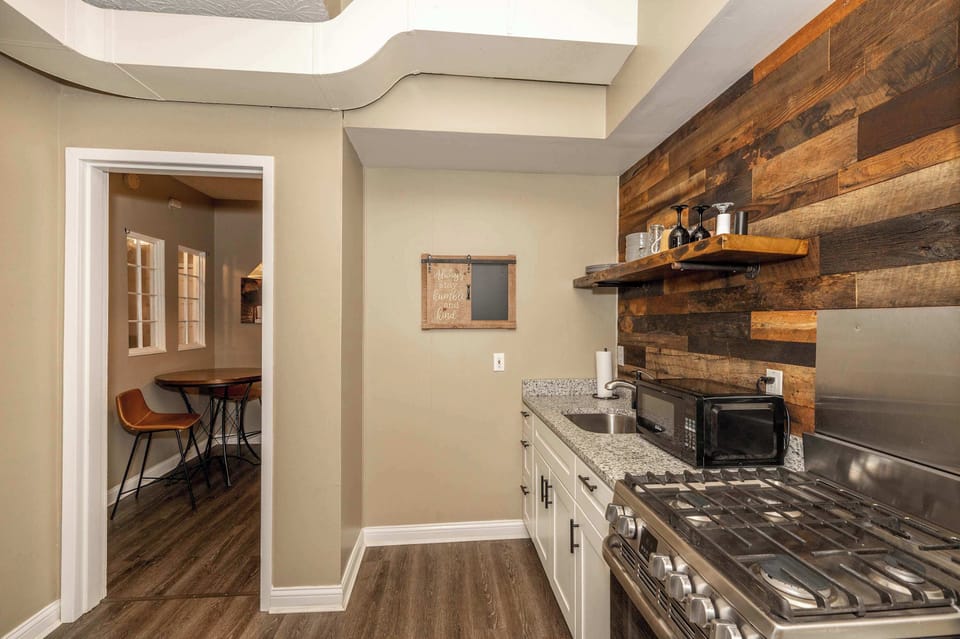 Condo, Multiple Beds | Private kitchen | Coffee/tea maker, fridge, microwave, oven