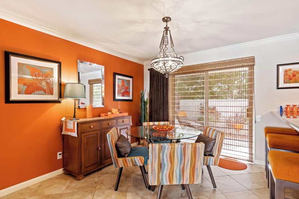 Townhome, Multiple Beds, Patio, Garden View (Sunkist at 411) | Dining