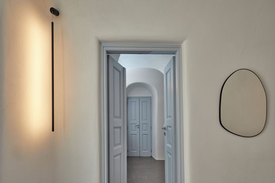 Kylix Cave Room | In-room safe, individually decorated, individually furnished, desk