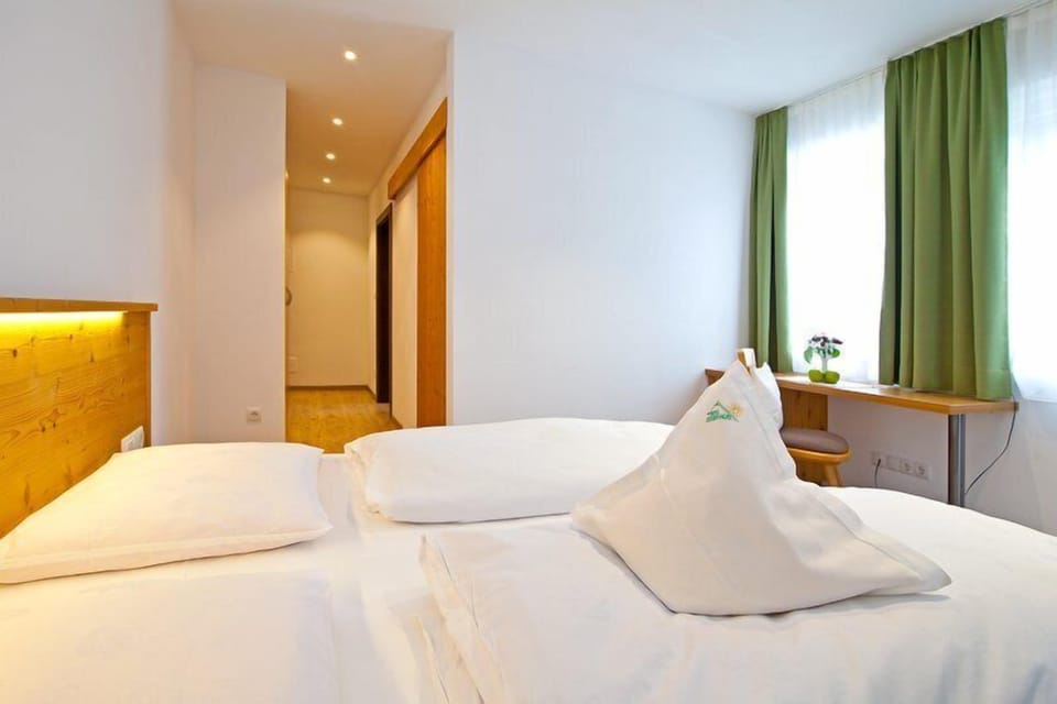 Classic Double Room | Premium bedding, in-room safe, desk, soundproofing
