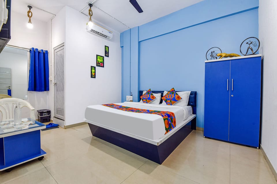 Deluxe Room, 1 Double Bed | Egyptian cotton sheets, premium bedding, in-room safe, desk