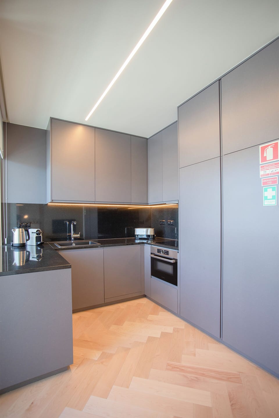 Apartment | Private kitchen | Fridge, microwave, oven, stovetop