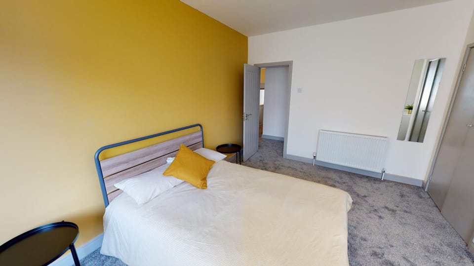 House | 4 bedrooms, free WiFi, bed sheets