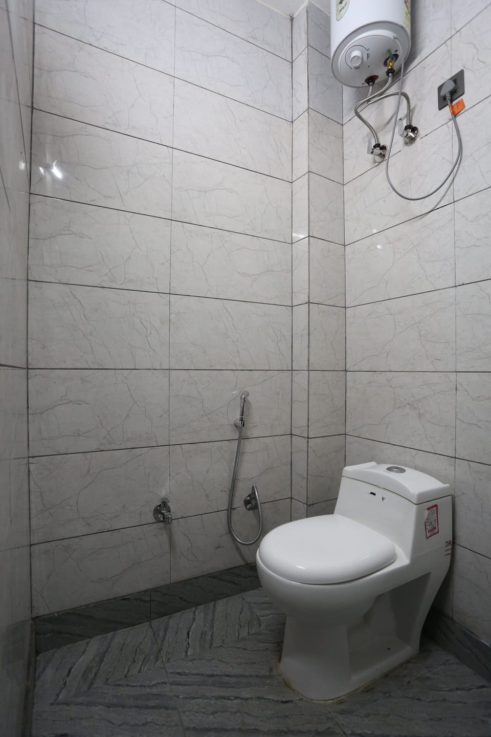Deluxe Double Room | Bathroom | Bathrobes, bidet, towels, soap