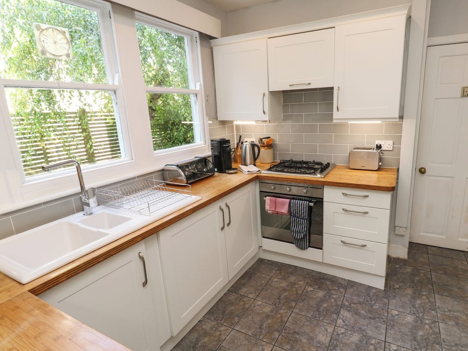 Fridge, dishwasher, electric kettle, toaster