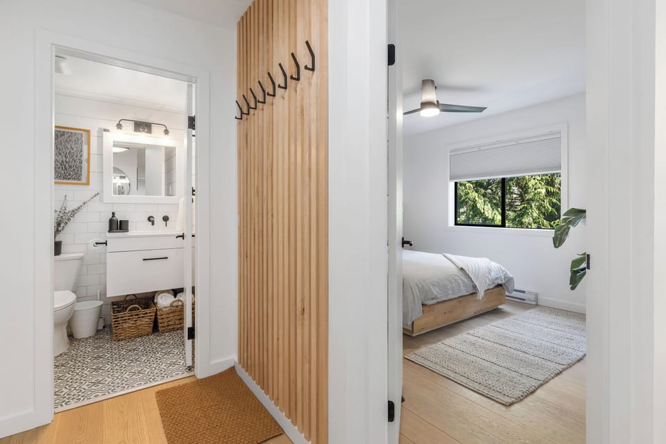 Powderview 12 | 1 bedroom, laptop workspace, iron/ironing board, free WiFi