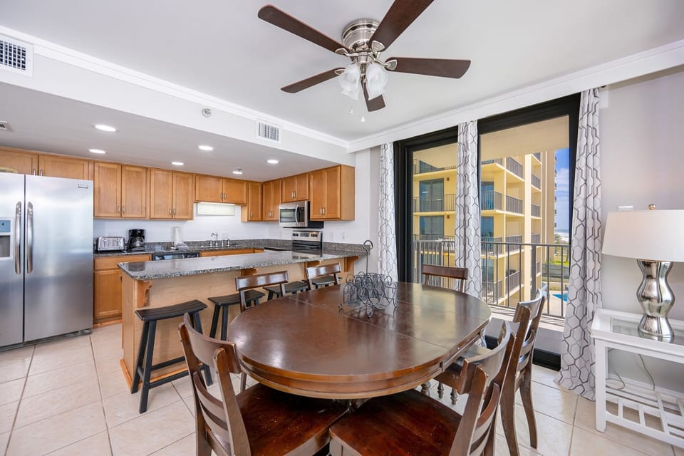 Condo, 3 Bedrooms | Private kitchen | Coffee/tea maker, fridge, oven
