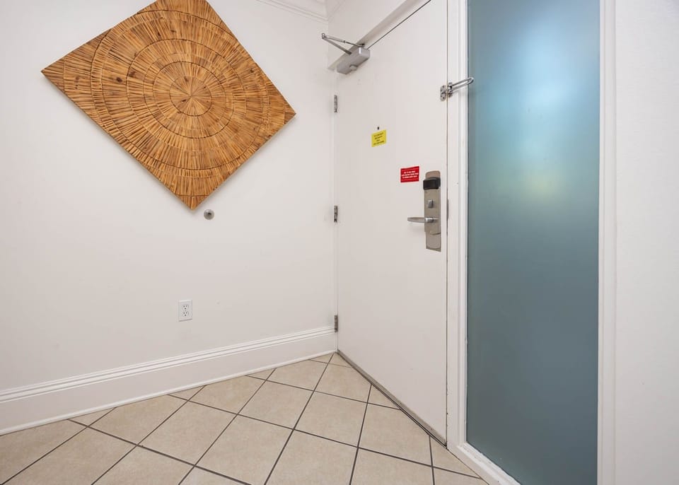 Condo, 1 Bedroom | Interior