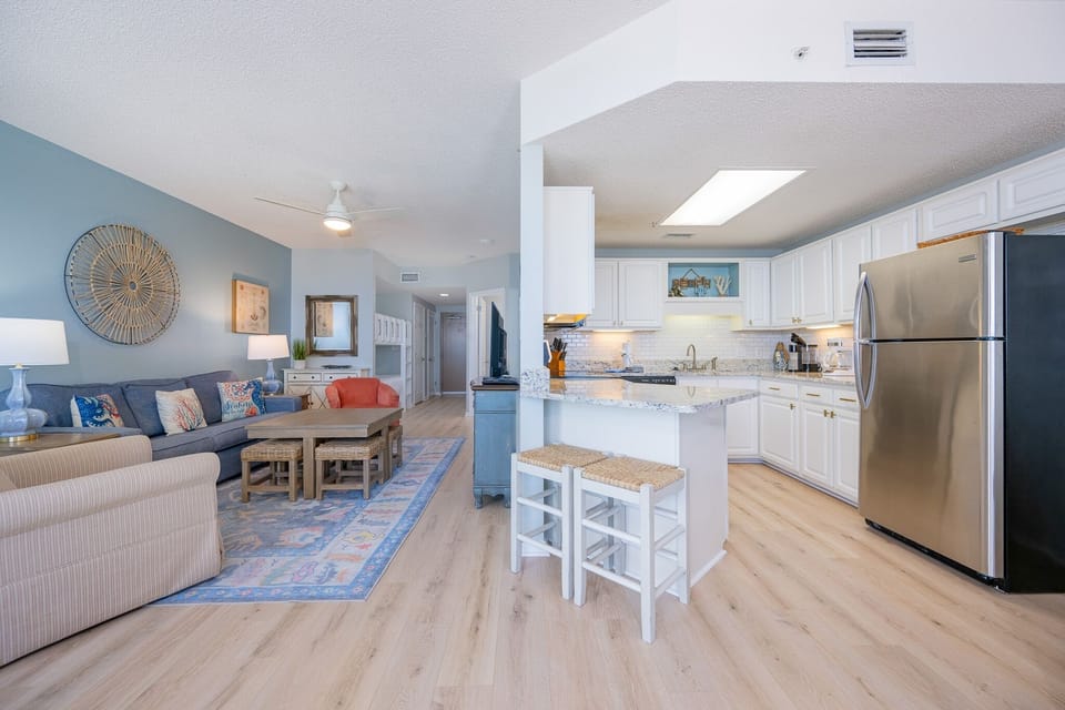 Condo, 1 Bedroom | Interior