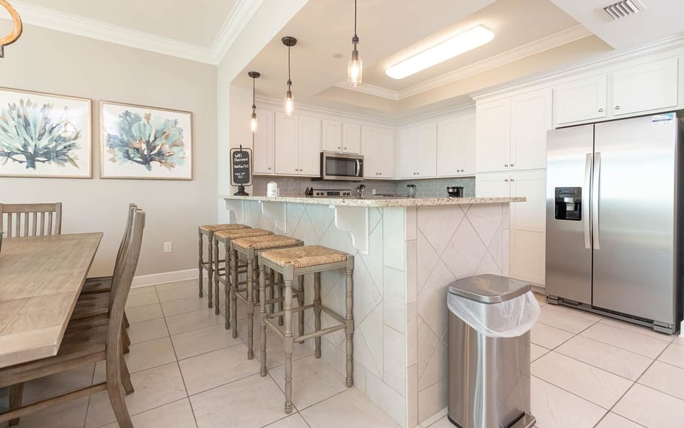 Condo, 3 Bedrooms | Private kitchen | Coffee/tea maker, fridge, oven