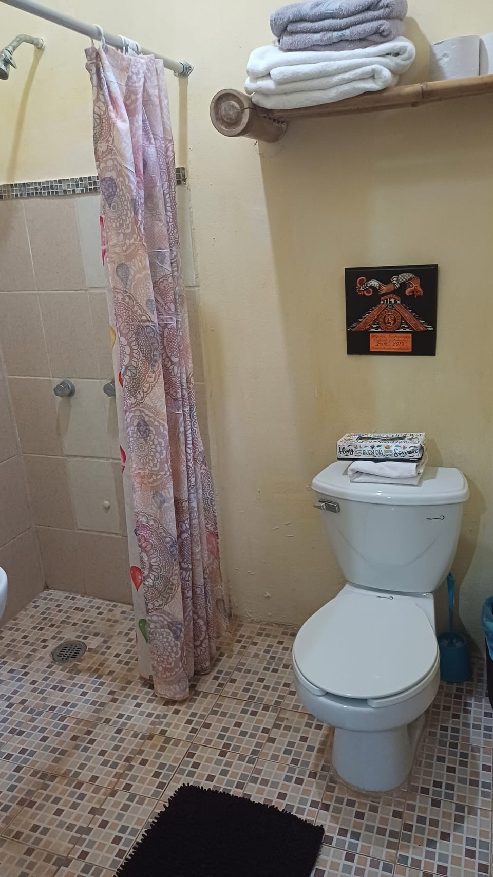 Comfort Bungalow, 1 Bedroom | Bathroom | Shower, rainfall showerhead, free toiletries, hair dryer
