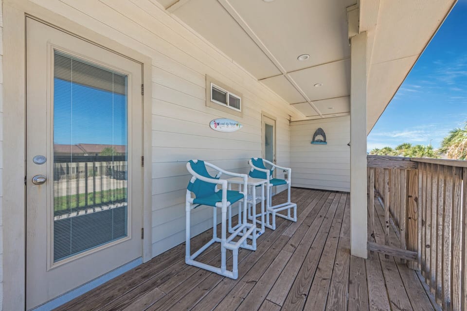 Condo (4 Bedrooms) | Property amenity