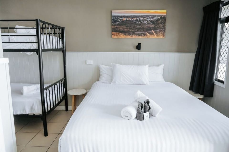 Deluxe Quadruple Room | Iron/ironing board, free WiFi, bed sheets