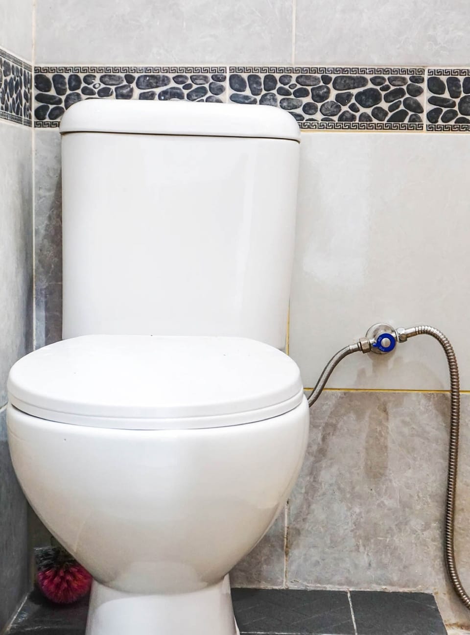 Standard Double Room | Bathroom | Shower, bidet, towels