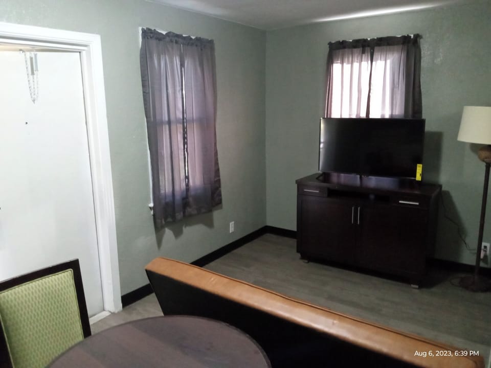 Premium Cottage | Living area