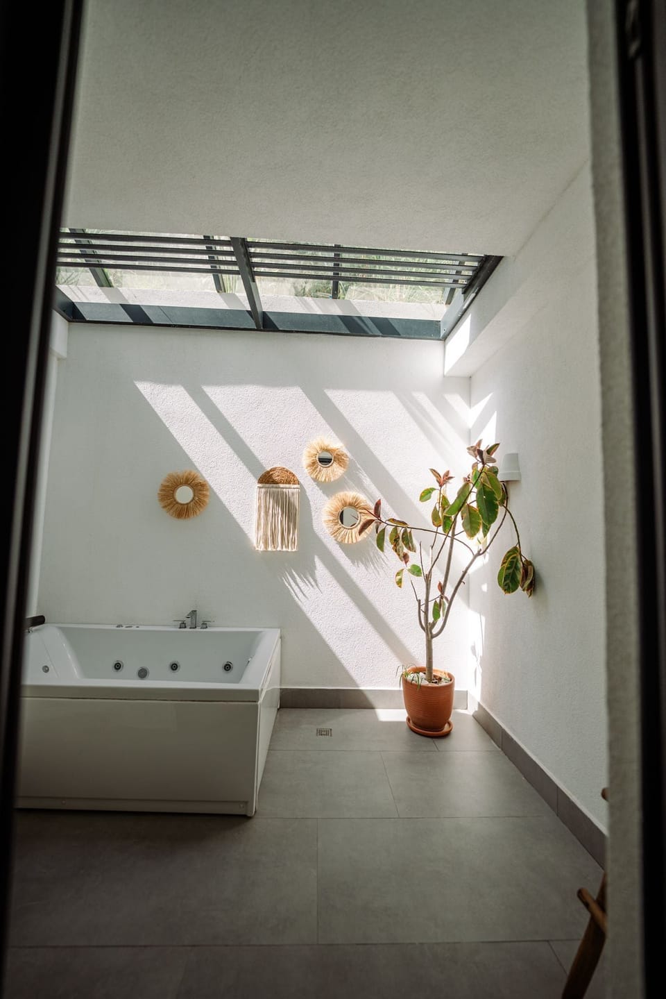 Executive Room | Minibar, in-room safe, laptop workspace, free WiFi