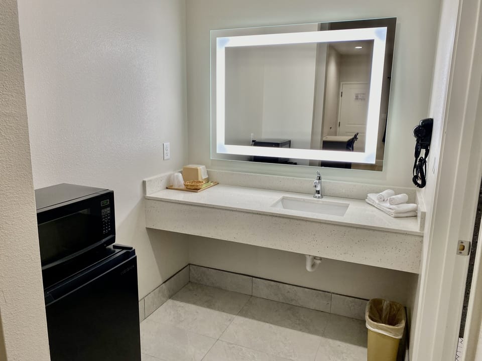 Bathtub, towels, soap