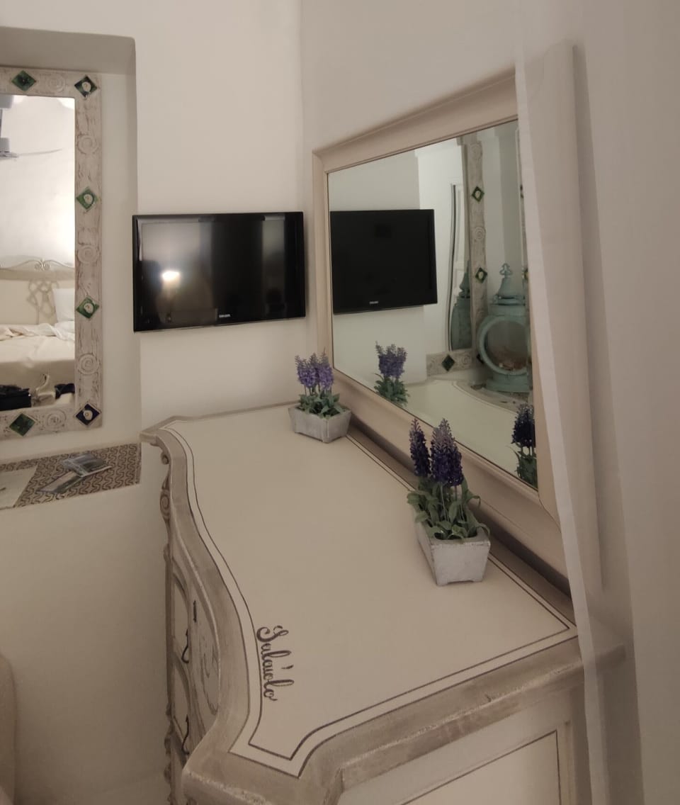 Superior Triple Room, Ensuite (Amarea) | Interior