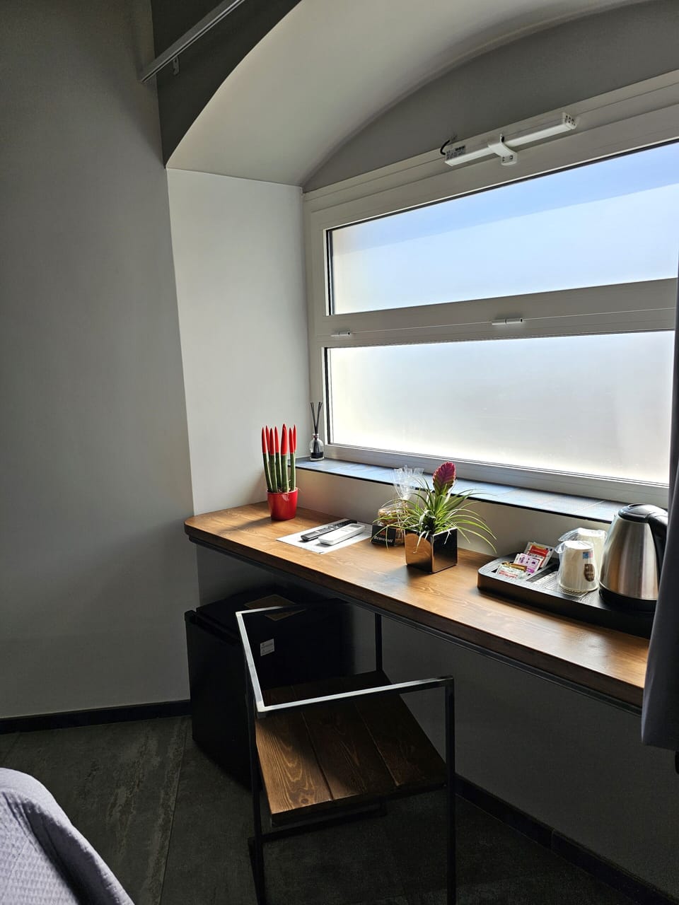Superior Room | Premium bedding, pillowtop beds, minibar, desk