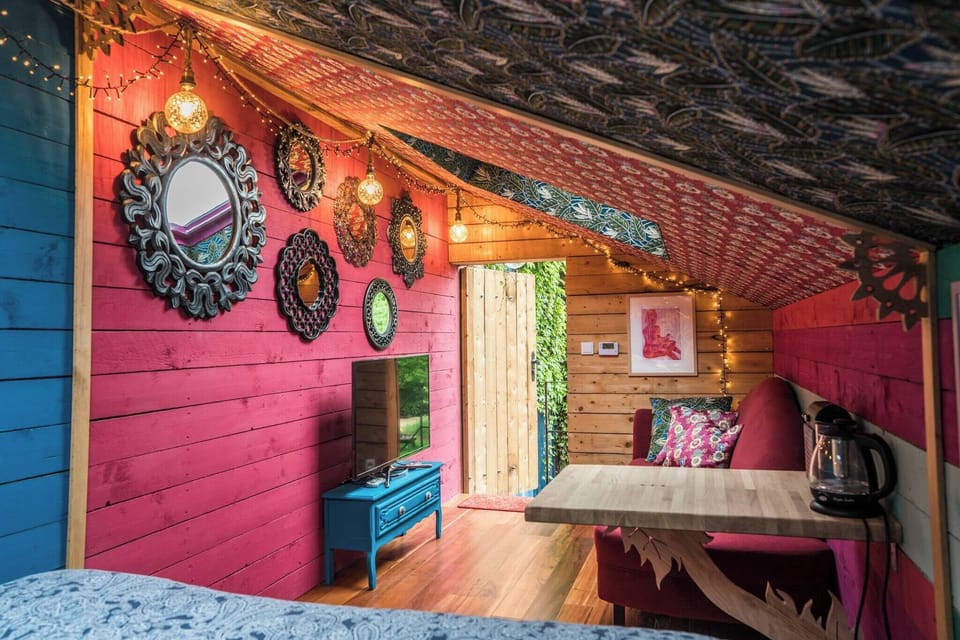House, 2 Bedrooms, Smoking, Hot Tub | 2 bedrooms