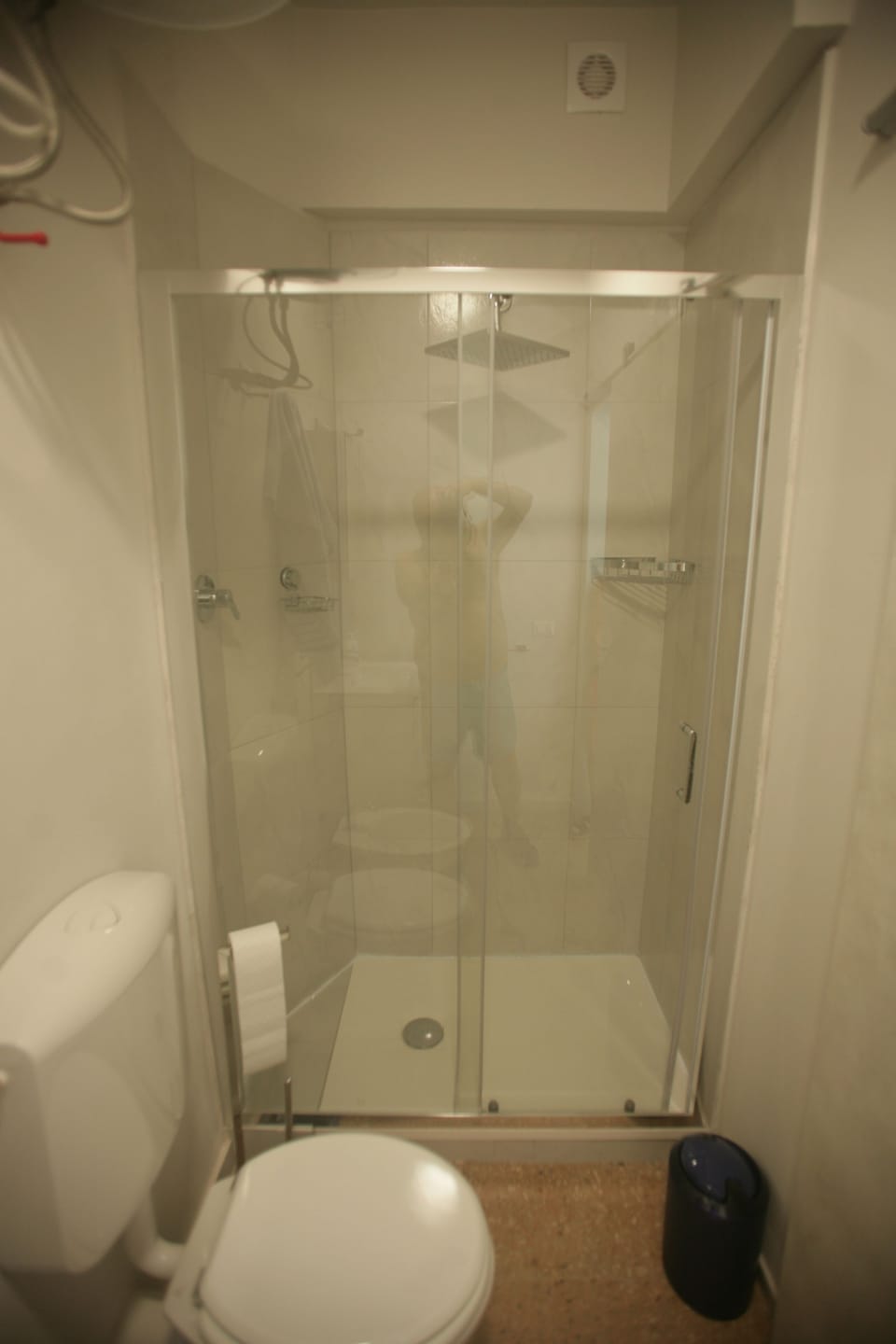 Double or Twin Room | Bathroom | Shower, rainfall showerhead, hair dryer, bidet