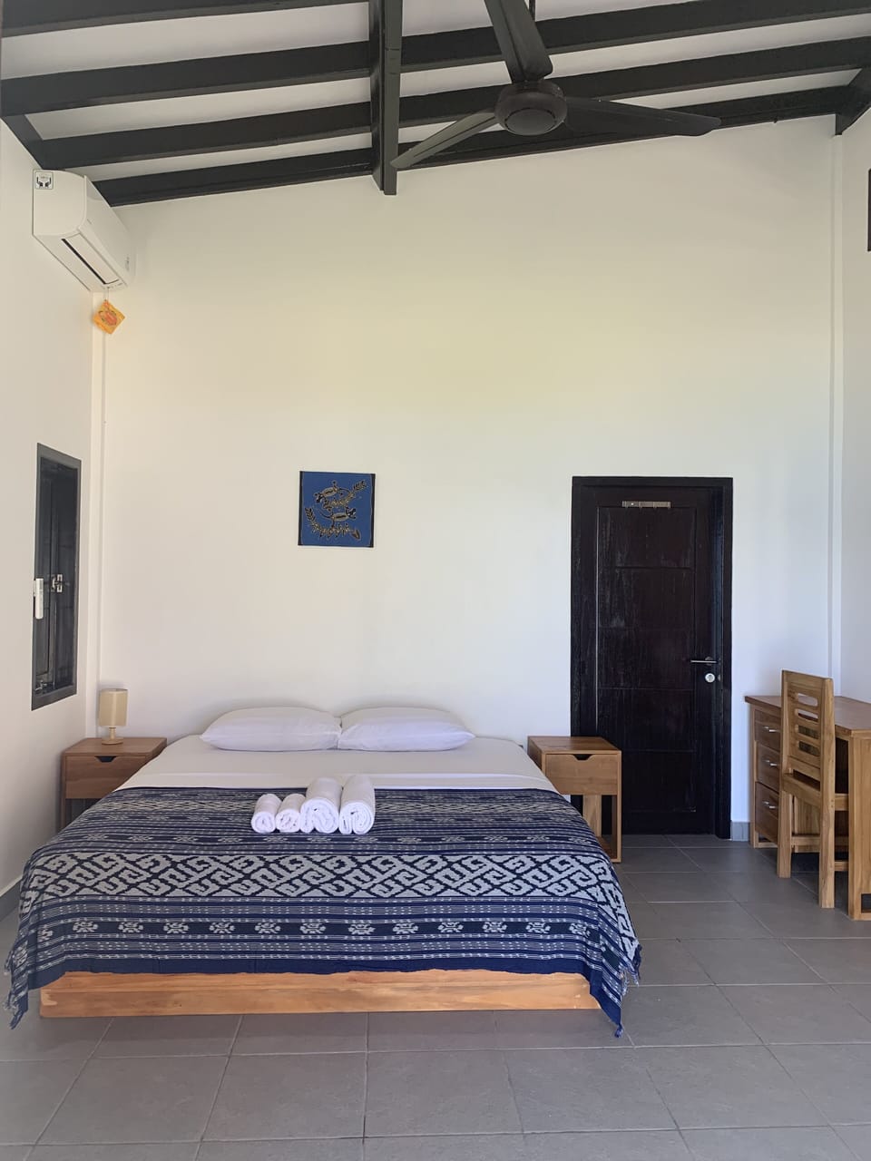 Standard Double Room | Desk, WiFi (free), individually decorated, bed sheets