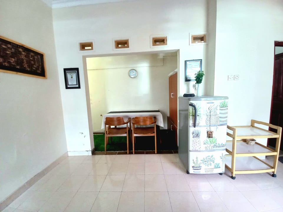 Comfort House | Dining room