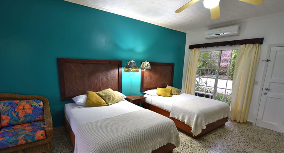 In-room safe, desk, iron/ironing board, free WiFi