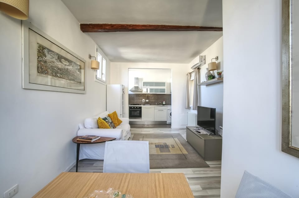 House | 1 bedroom, soundproofing
