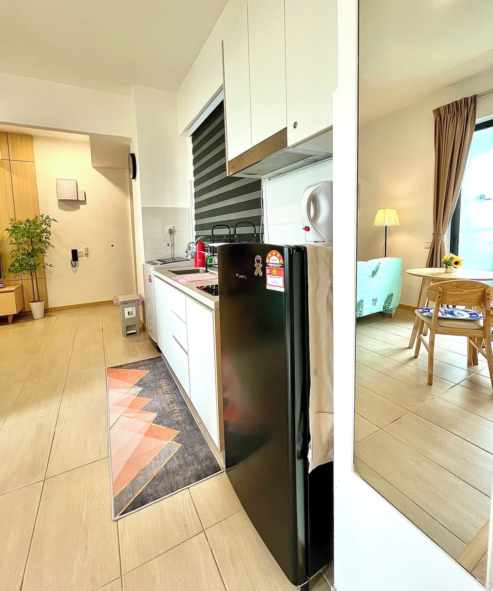 Apartment, 1 Bedroom, Balcony, Ocean View | Private kitchen
