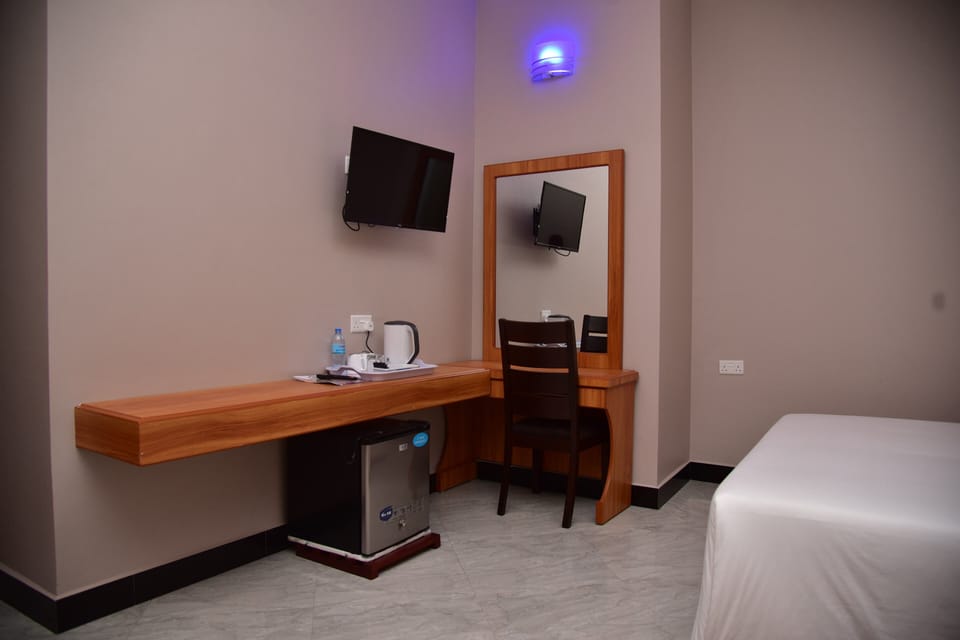 In-room safe, desk, laptop workspace, soundproofing