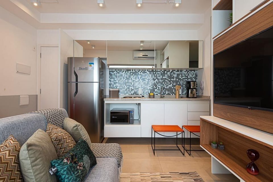 Apartment | Living area | TV