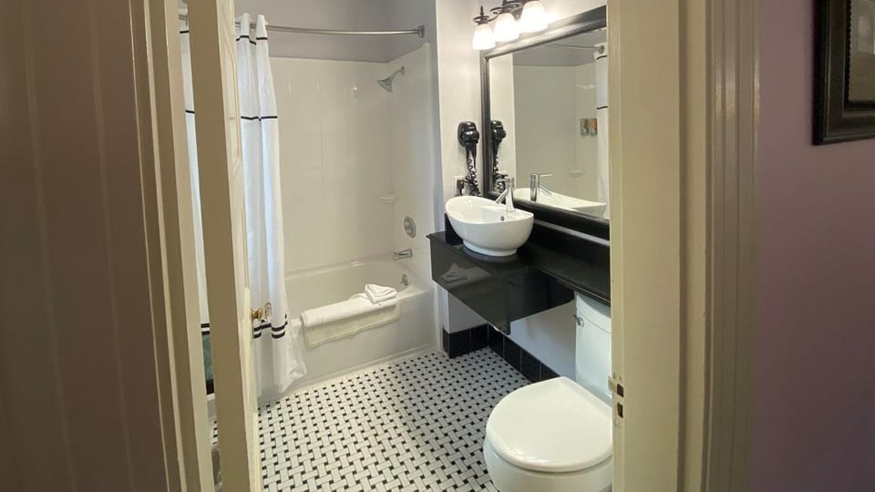 Individually decorated, individually furnished, desk, blackout drapes