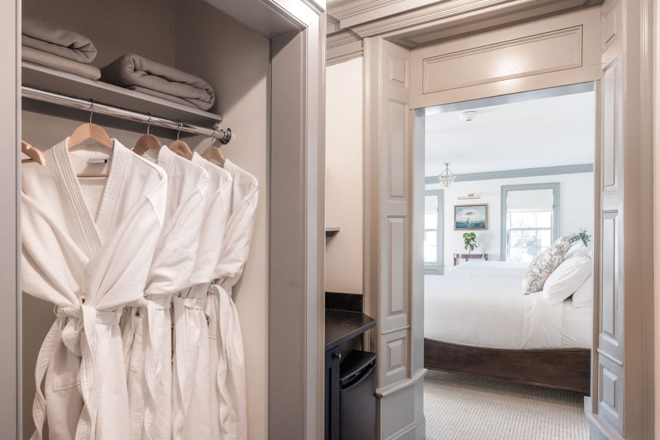 Superior Double Room | Premium bedding, pillowtop beds, minibar, in-room safe