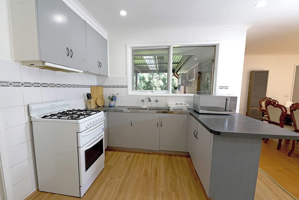 Family House | Private kitchen | Fridge, microwave, oven, stovetop
