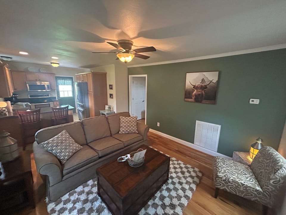 Family Cabin, 3 Bedrooms | Living area | Flat-screen TV, fireplace