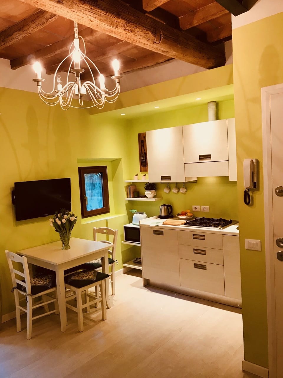 Apartment | Private kitchen | Fridge, microwave, stovetop, electric kettle