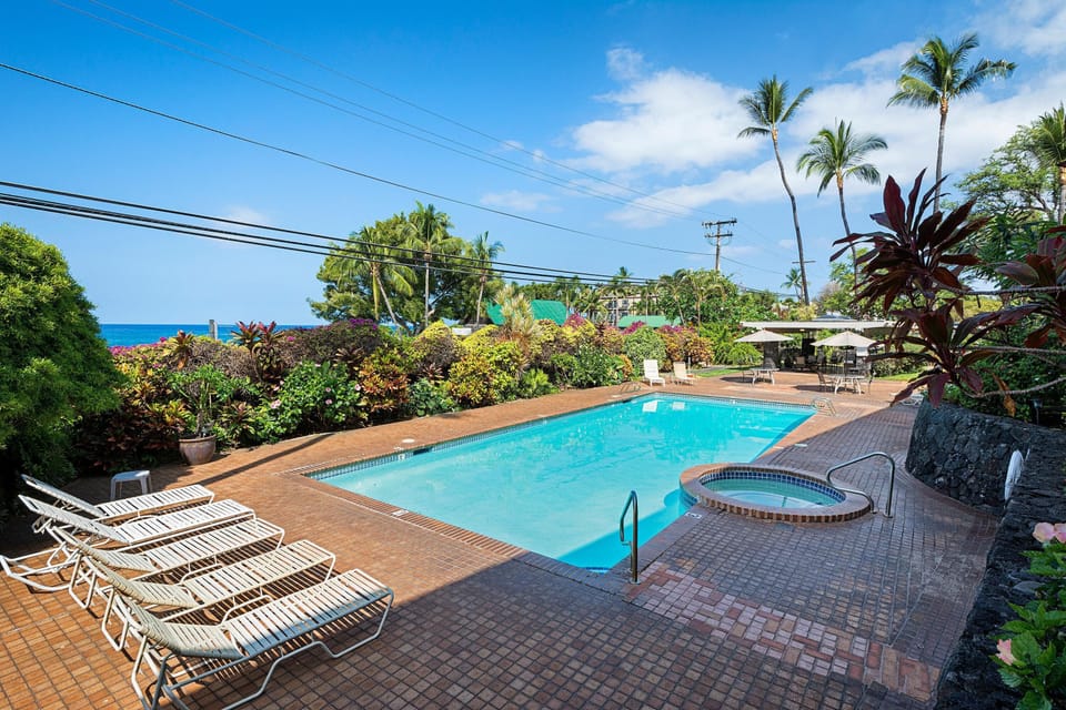 Condo, 1 King Bed (Holualoa Bay Villas 103) | Pool